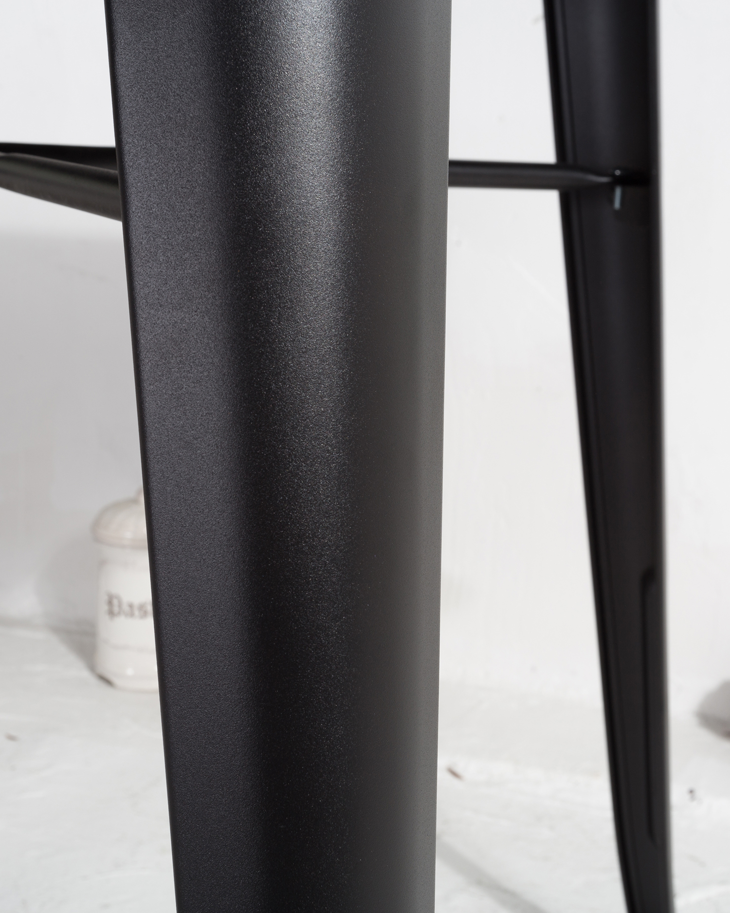 Mesa de jantar industrial de black metal Mesa de jantar industrial de black metal