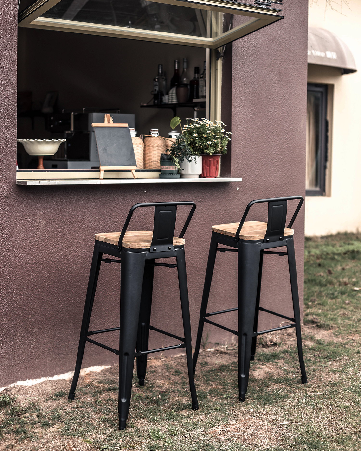 Cadeiras de design do pátio rústico Cadeiras de design do pátio rústico